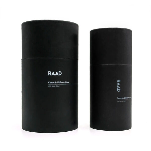 검은색 원형 종이 튜브 포장